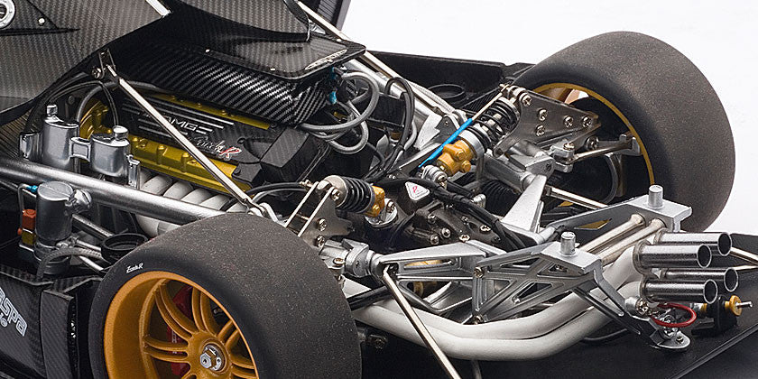 AUTOart scala 1:18 articolo 78261 Signature Collection Pagani Zonda R 2009