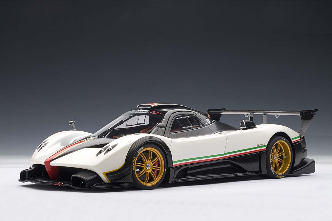 AUTOart scala 1:18 articolo 78262 Signature Collection Pagani