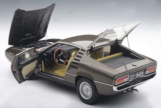 AUTOart scale 1:18 item 70173 Millennium Collection Alfa Romeo Montreal 1970