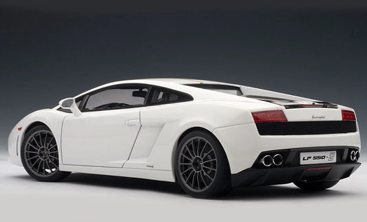 AUTOart scale 1:18 item 74587 Performance Collection Lamborghini Gallardo LP560-4 2008