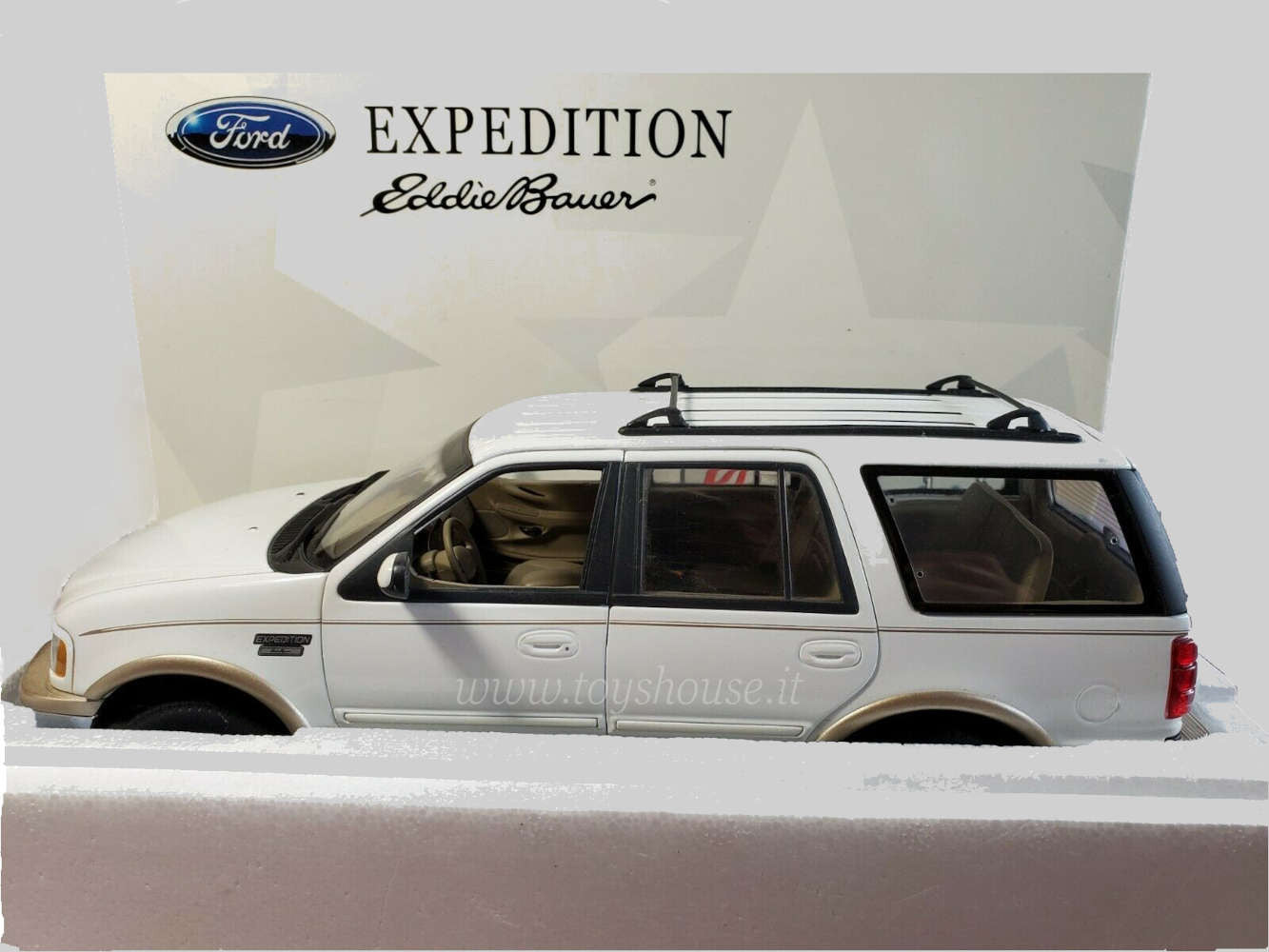 UT Models 1:18 scale item 22712 Ford Expedition Eddie Bauer