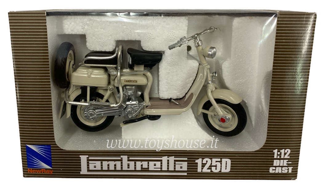 New Ray 1:12 scale item 42475 Lambretta 1250