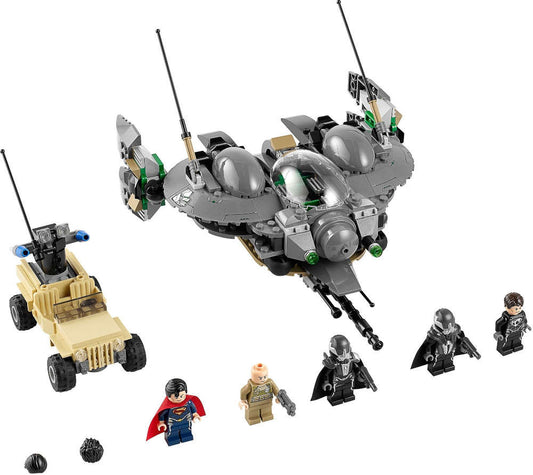 Lego DC Comics Super Heroes 76003 Superman: La Battaglia Di Smallville