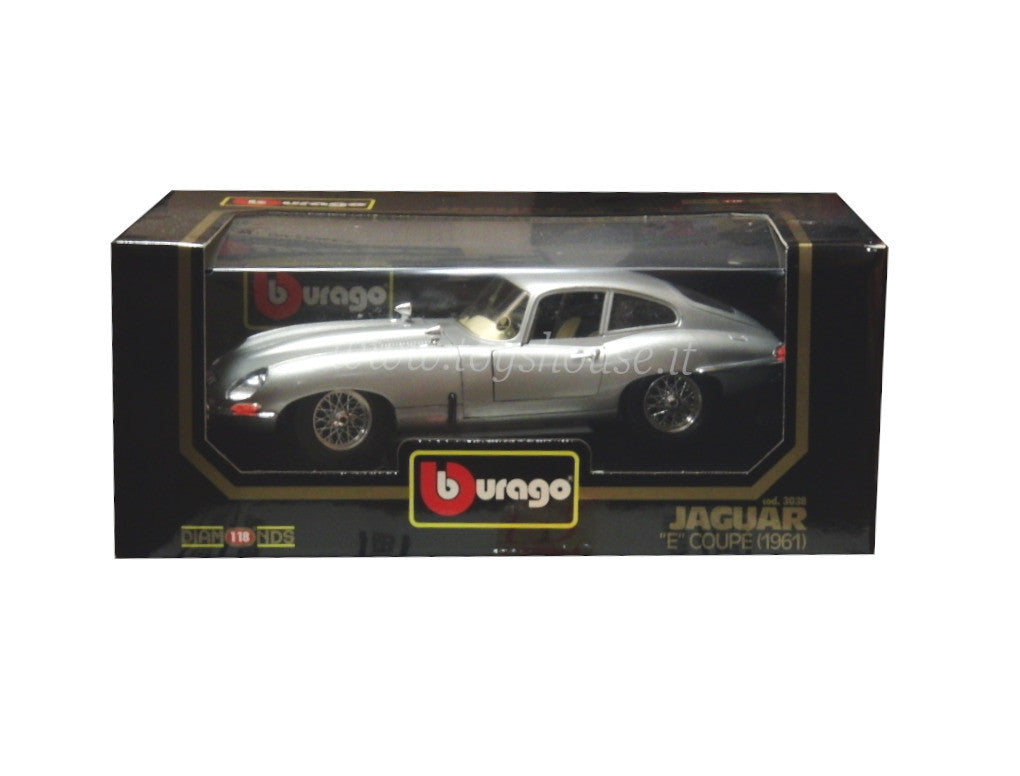 Bburago 1:18 scale item 3038 Diamonds Collection Jaguar E Coupé