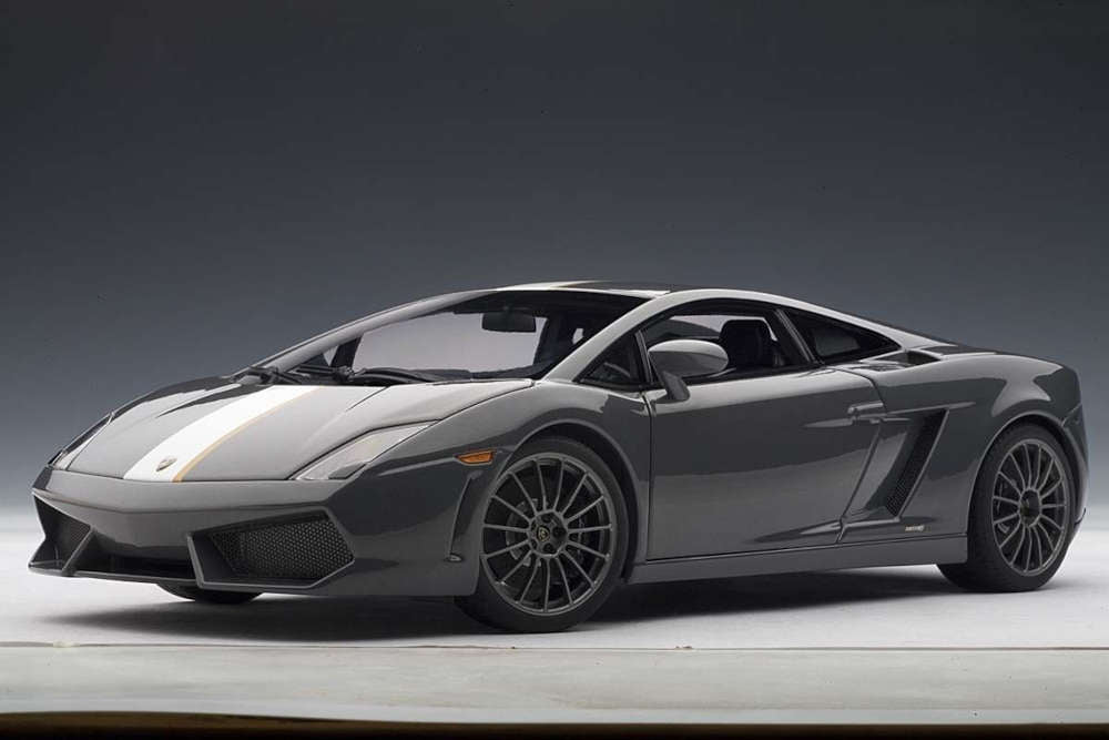 AUTOart scala 1:18 articolo 74634 Performance Collection Lamborghini Gallardo LP550-2 Valentino Balboni