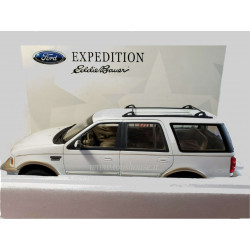 UT Models scala 1:18 articolo 22712 Ford Expedition Eddie Bauer