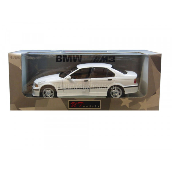 UT Models scala 1:18 articolo 20476 BMW E36 M3 Saloon