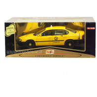 Maisto 1:18 scale item 36617 Premiere Edition Collection Chevrolet Impala Taxi