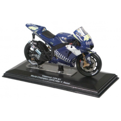 45072 - Yamaha YZR-M1 World Championship Rossi 2005 with Display Box