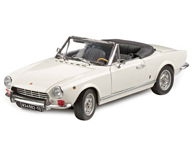 Sun Star scala 1:18 articolo 4902 The Platinum Collection Fiat 124 Spider AS