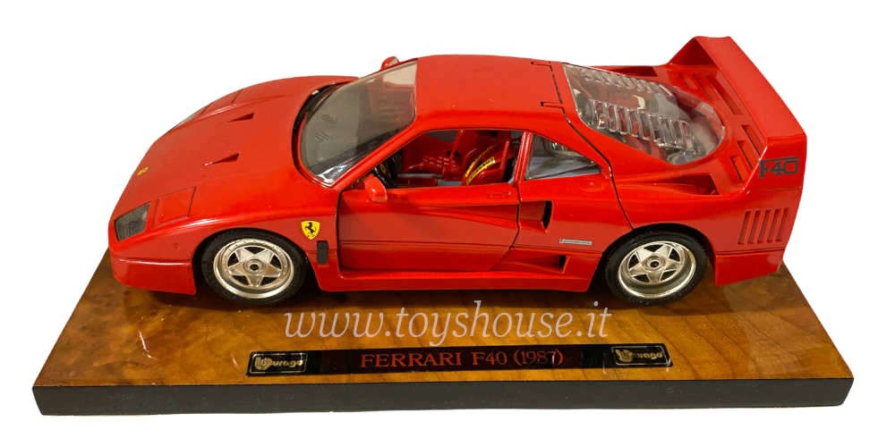 Bburago 1:18 scale item 3732 Exclusive Collection Ferrari F40 Root Base