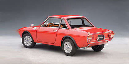AUTOart scala 1:18 articolo 74701 Millennium Collection Lancia Fulvia 1.6 HF Fanalone