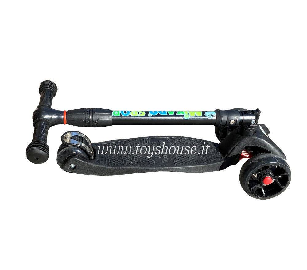 Mikado 3 Flashing Wheels Monopattino 3 Ruote con Sterzo Regolabile e Telaio in Alluminio peso massimo 60kg