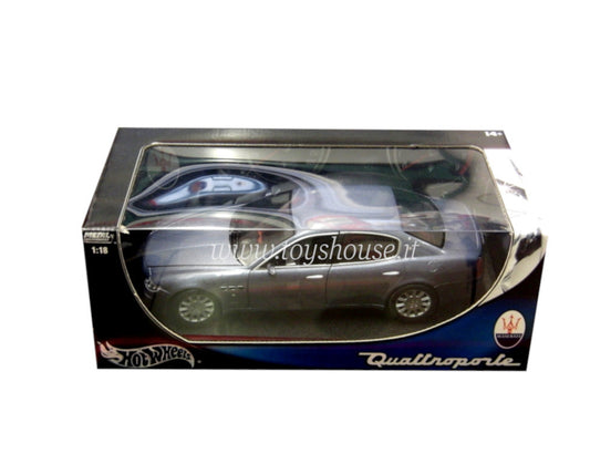 Hot Wheels scala 1:18 articolo B7003 Foundation Maserati Quattroporte