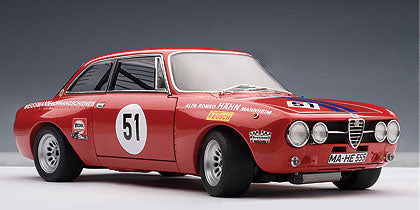 AUTOart scala 1:18 articolo 87105 Millennium Collection Alfa Romeo GT Am DRM 1971