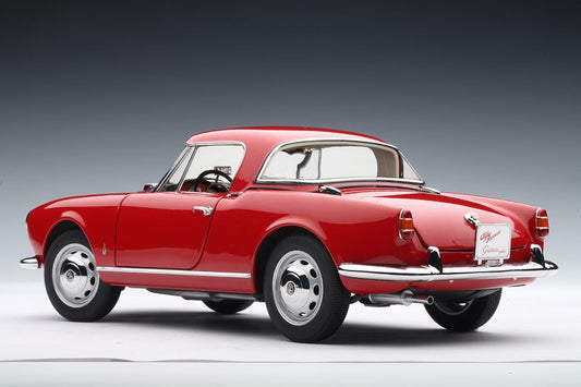 AUTOart scale 1:18 item 70157 Millennium Collection Alfa Romeo Giulietta 1300 Spider 1957